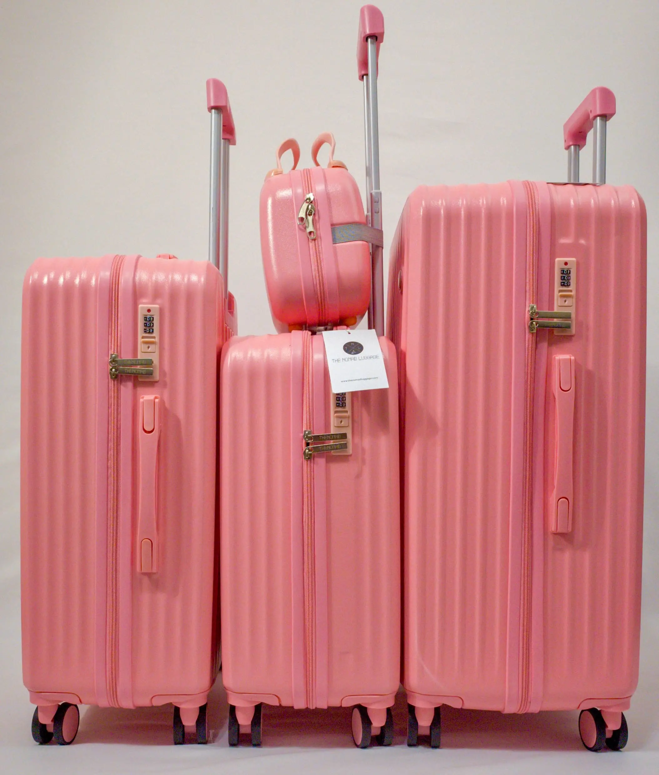 The Nomad Luggage Pink - Image 3