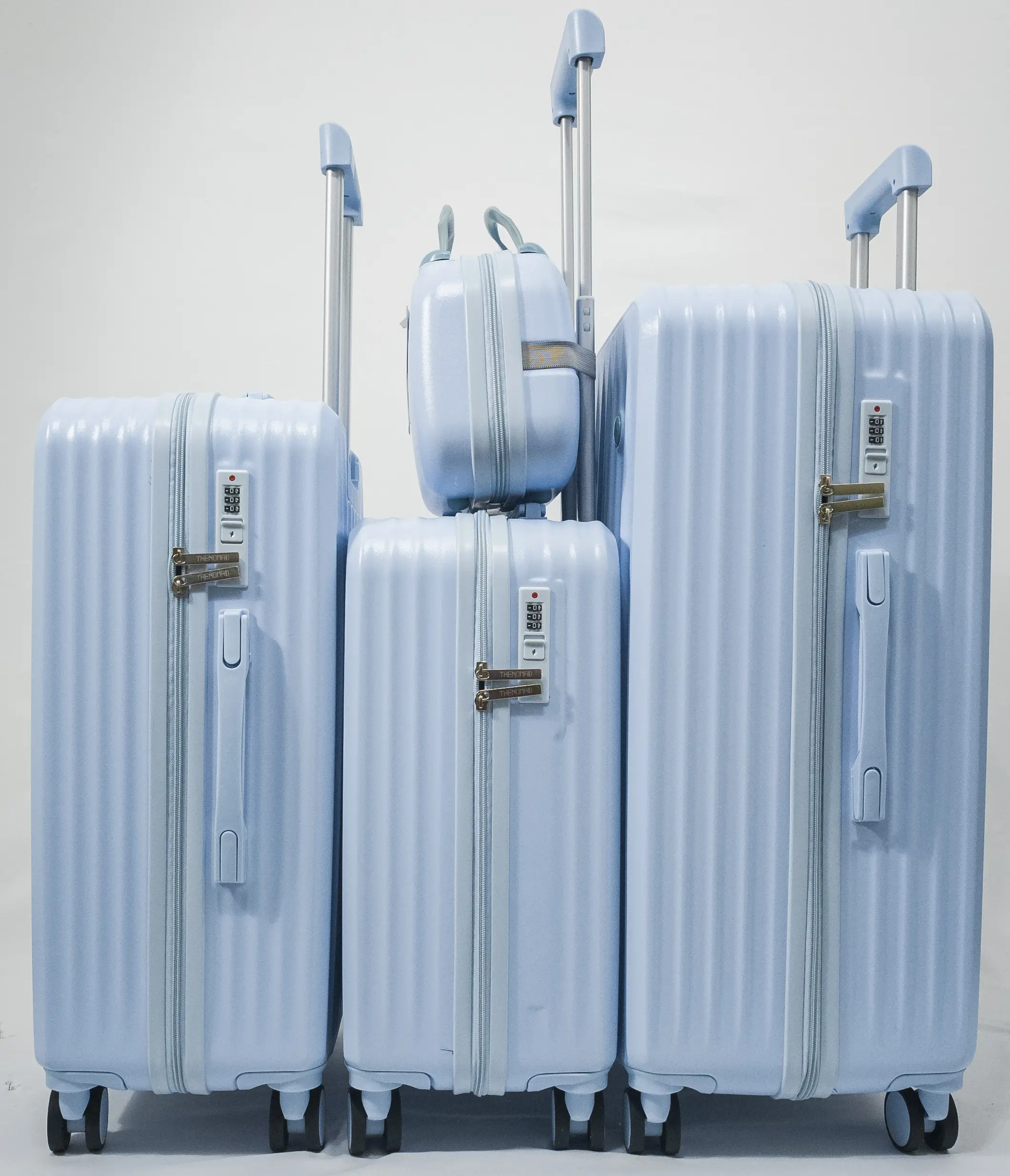 The Nomad Luggage Blue - Image 2